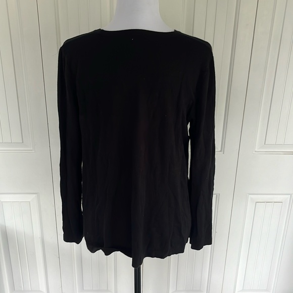 Long Sleeve Crew Neck Top - Picture 2 of 5